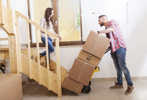 Combined removals and storage service preparing items for safe transport